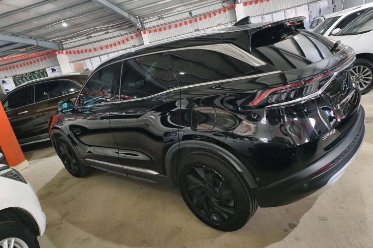 北京汽车 北京X7 2020款 1.5TD DCT致领版车身外观4