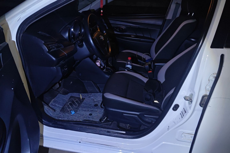 丰田 YARiS L 致炫 2020款 1.5L CVT领先版中控内饰19