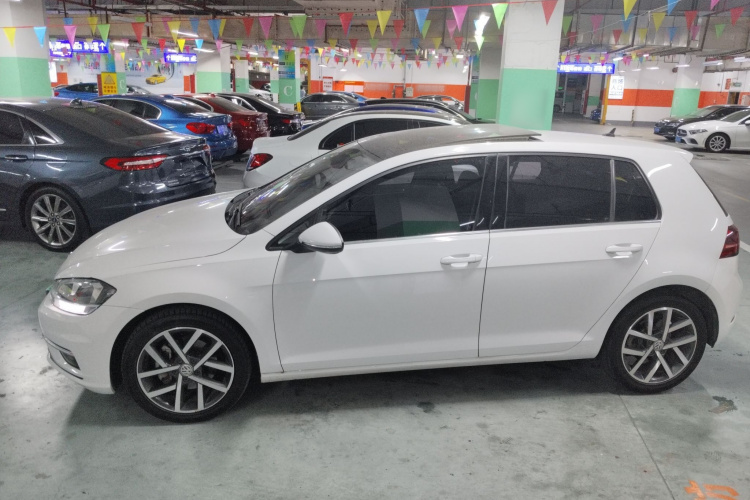 大众 高尔夫 2019款 280TSI DSG豪华型 国VI车身外观4