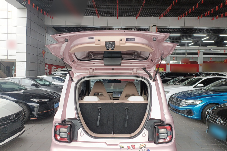 吉利银河 2024款 熊猫mini 200km 耐力熊机舱底盘23