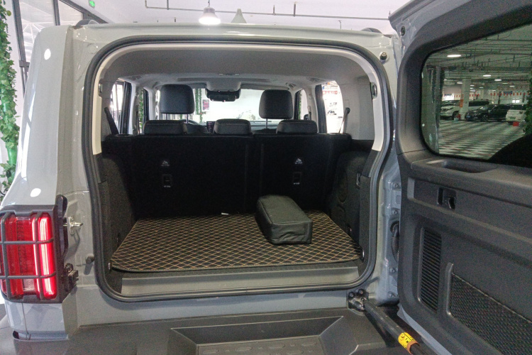 坦克300新能源 2025款 Hi4-T机舱底盘23