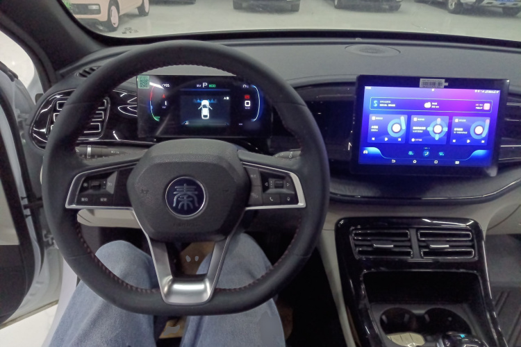 比亚迪 秦PLUS 2023款 冠军版 DM-i 55KM领先型中控内饰12