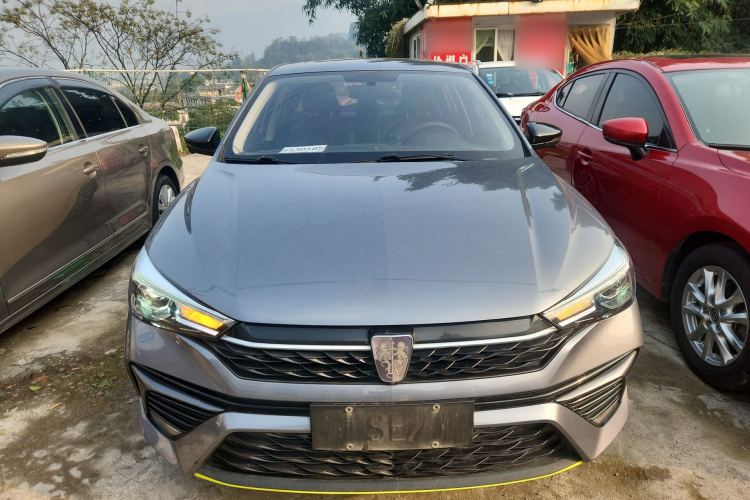 荣威i5 2021款 1.5L CVT钻石版车身外观2