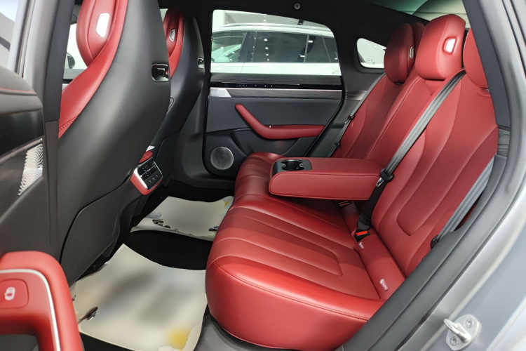 鸿蒙智行 智界S7 2024款 Max RS 四驱性能版中控内饰7004