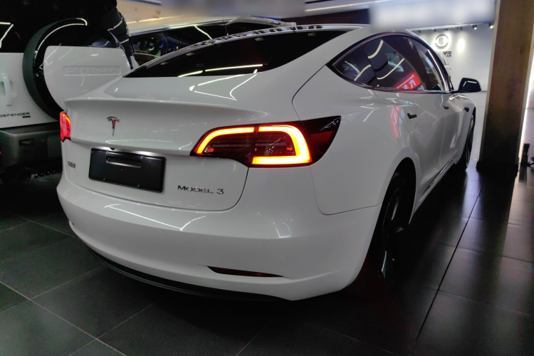 特斯拉 Model 3 2022款 后轮驱动版车身外观6005