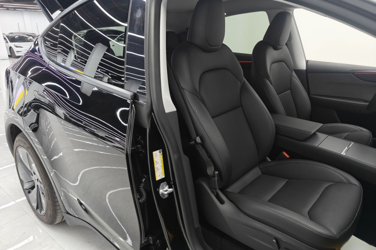 特斯拉 Model Y 2025款 后轮驱动版局部细节41