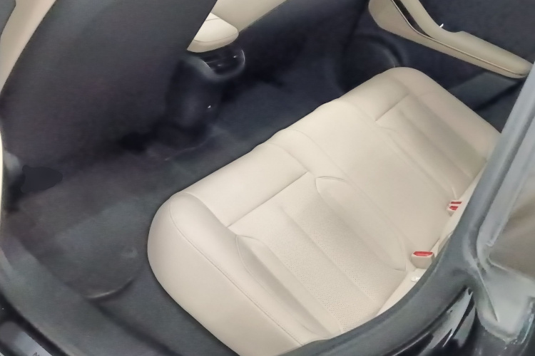 蔚来ET5T 2024款 75kWh Touring中控内饰7004