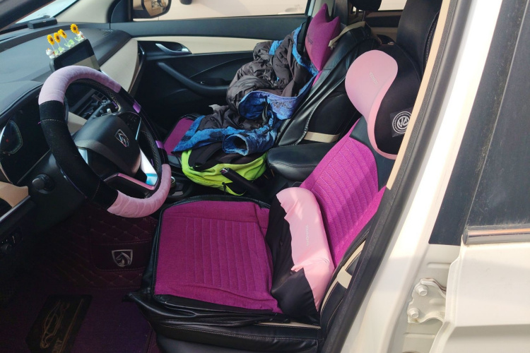 宝骏360 2018款 1.5L 自动豪华型 国V中控内饰19