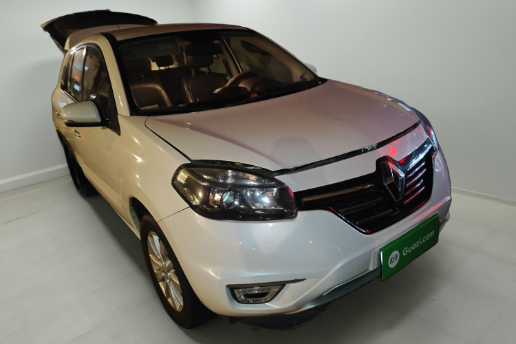 雷诺 科雷傲(进口) 2015款 2.0L 两驱标准版车身外观3