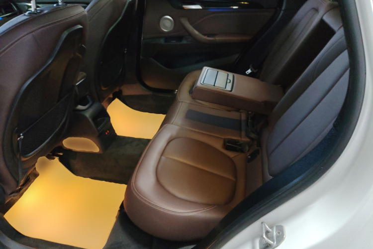 宝马X1 2022款 sDrive20Li 时尚型中控内饰21