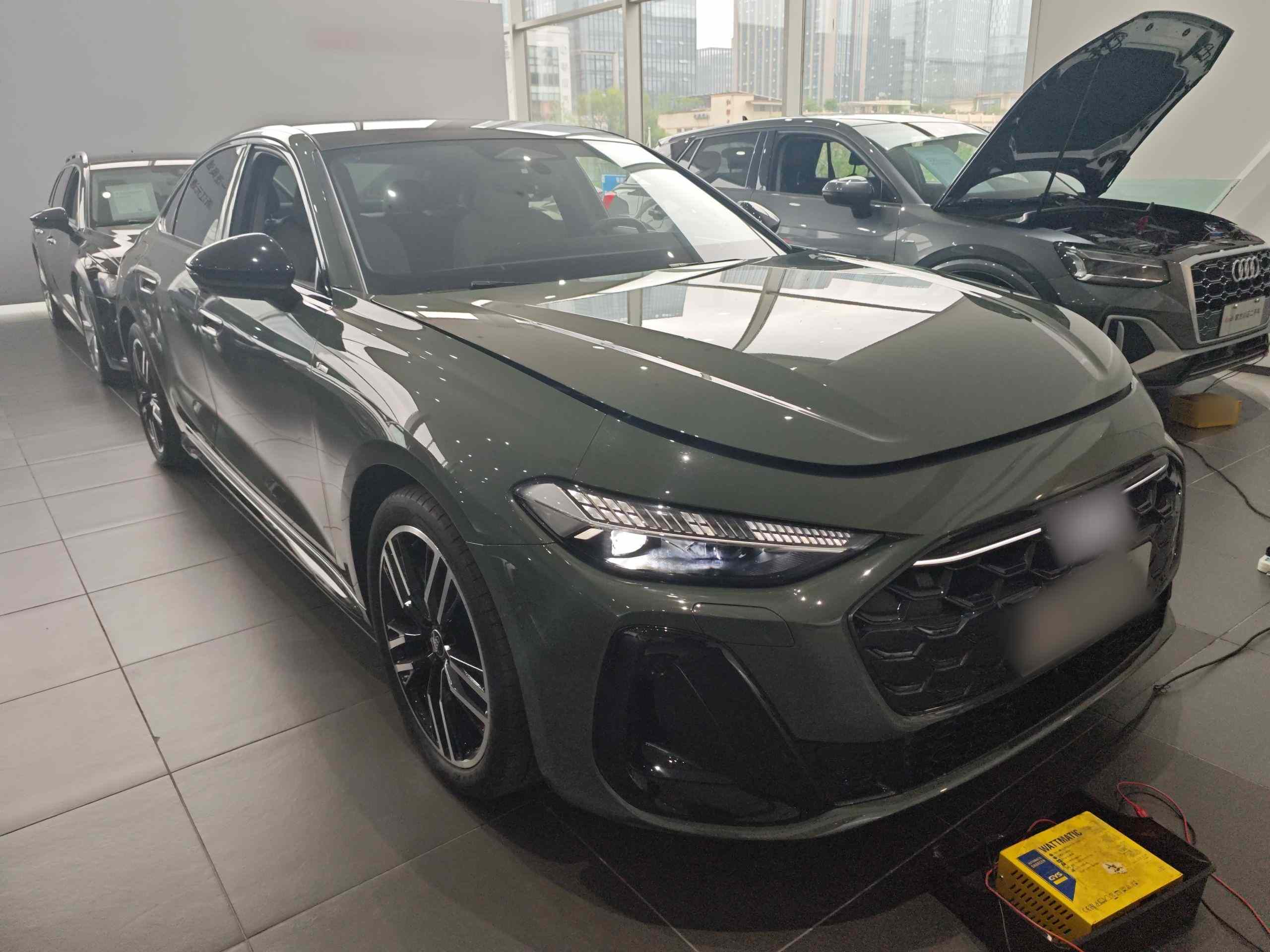 奥迪A5L 2026款 2.0T 运动版 Plus(5)