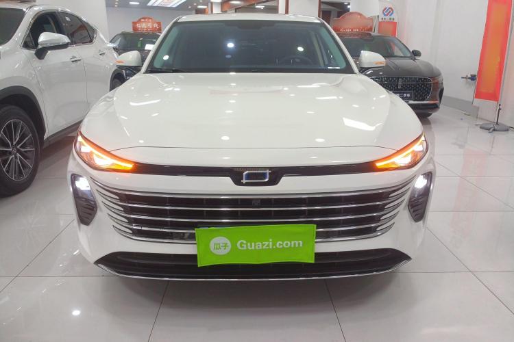 奔腾B70 2024款 龙腾版 1.5T 领创型车身外观2