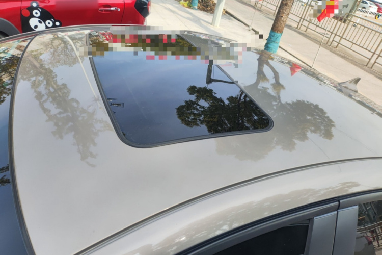 别克 君威 2015款 1.6T 精英技术型局部细节57