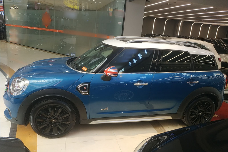 MINI Countryman 2019款 2.0T COOPER S ALL4 经典派车身外观6003