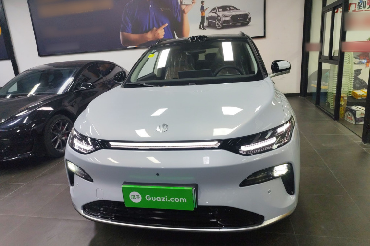 零跑汽车 零跑C11 2026款 增程 300激光雷达版车身外观2