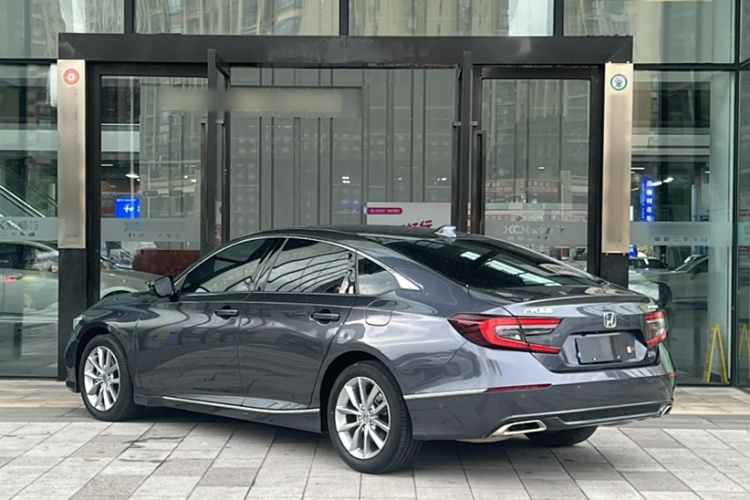 本田 雅阁 2022款 260TURBO 豪华版车身外观6004