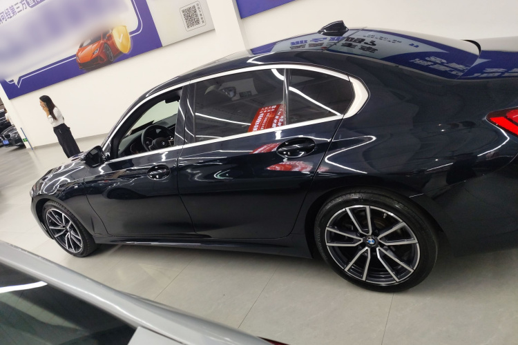 宝马3系 2022款 325Li M运动套装车身外观6003