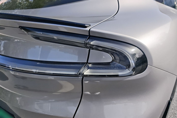 小米汽车 小米YU7 2025款 超长续航后驱版车身外观6006