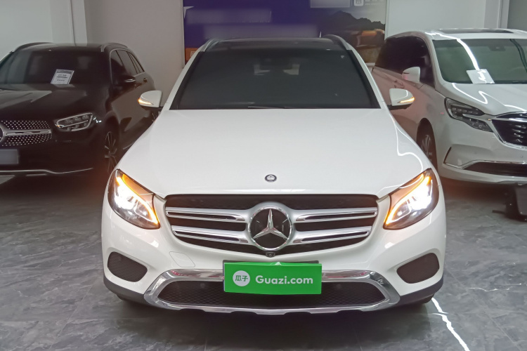 奔驰GLC 2016款 GLC 260 4MATIC 豪华型车身外观2