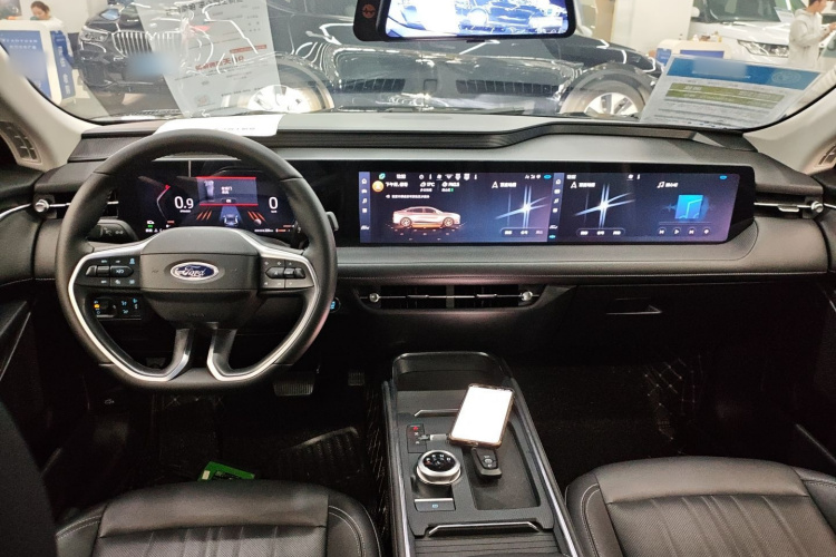 福特 蒙迪欧 2025款 2.0T EcoBoost 豪华型中控内饰7002