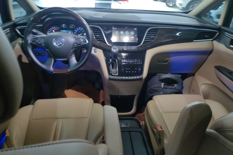 别克GL8 2018款 ES 28T 旗舰型 国VI中控内饰12