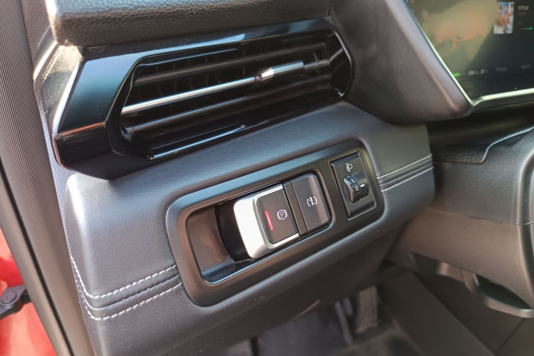 小鹏G3 2020款 520i 悦享版中控内饰7005