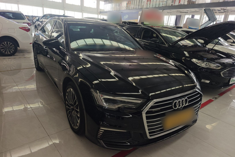 奥迪A6L新能源 2020款 55 TFSI e quattro车身外观3