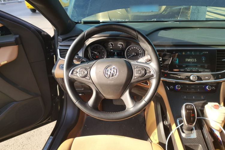 别克 君越 2018款 28T 精英型局部细节13