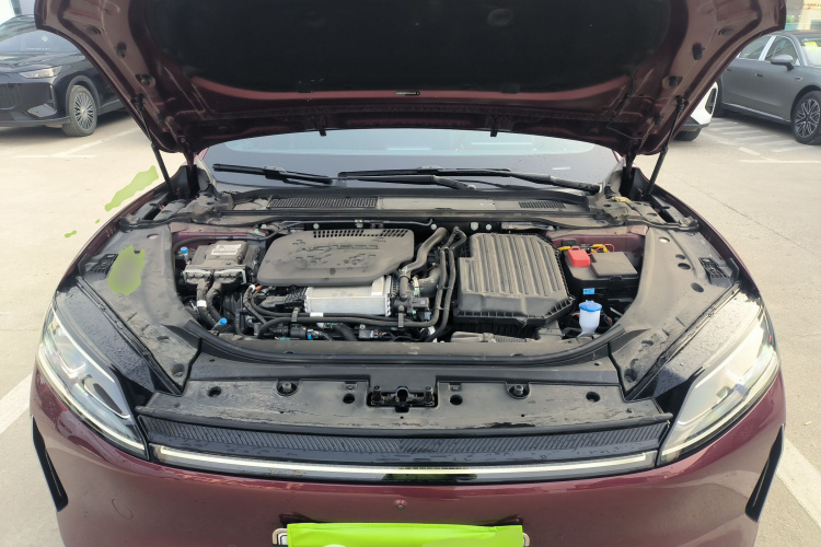 奇瑞风云 风云A9L 2025款 四驱高能巅峰版机舱底盘24