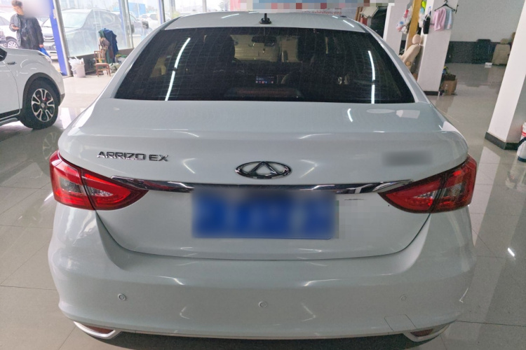 奇瑞 艾瑞泽5 2019款 1.5L CVT青春版 国V车身外观6