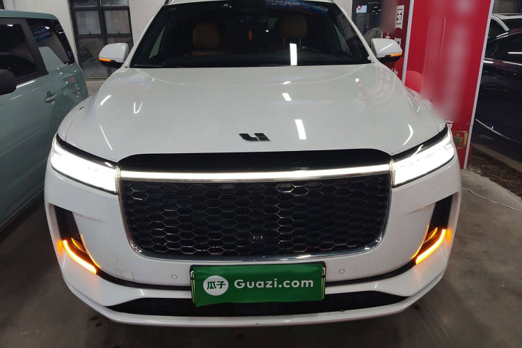 理想汽车 理想ONE 2021款 增程6座版车身外观2