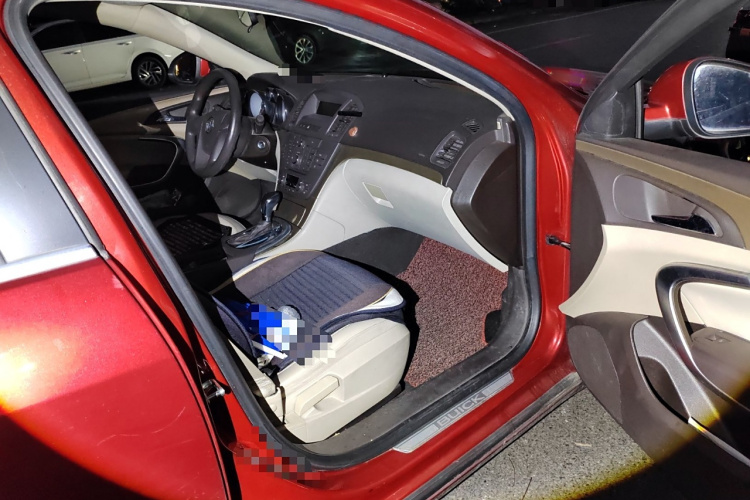 别克 君威 2012款 2.0L 舒适版局部细节9005