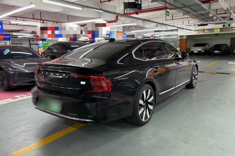 沃尔沃S90新能源 2024款 插电式混动 四驱长续航智雅豪华版车身外观6005