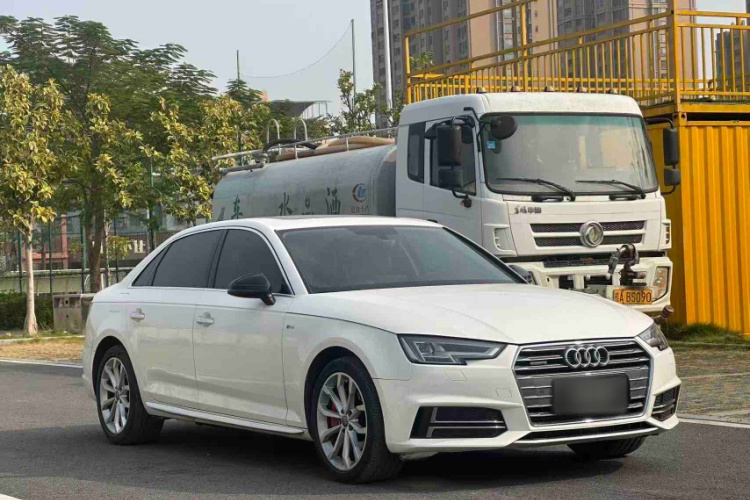 奥迪A4L 2018款 30周年年型 45 TFSI quattro 个性运动版车身外观6004