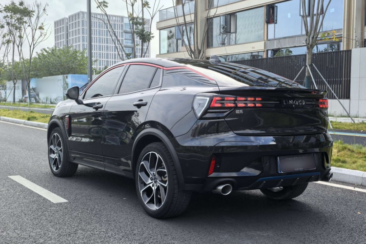 领克05 2022款 2.0TD 两驱耀Halo车身外观6007