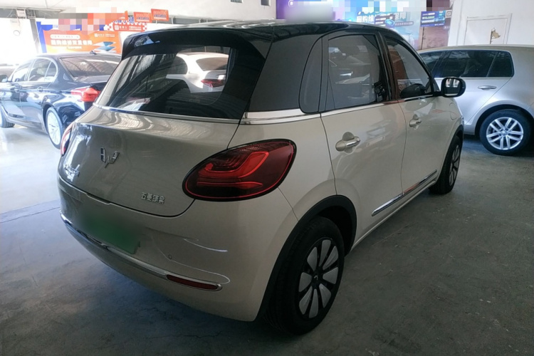 五菱汽车 五菱缤果 2023款 410km 灵犀尊享款车身外观7