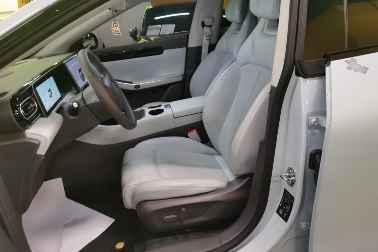 零跑汽车 零跑C01 2024款 增程 216舒享版中控内饰19