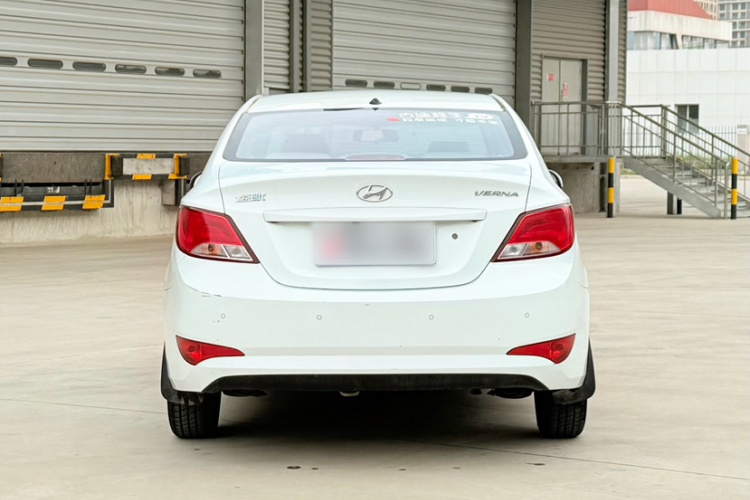 现代 瑞纳 2014款 1.4L 自动智能型GLS车身外观6005