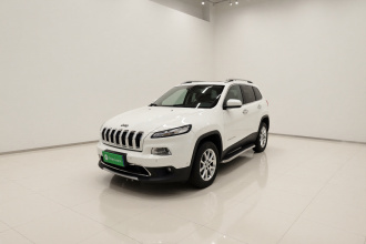 Jeep 自由光 2016款 2.4L 专业版