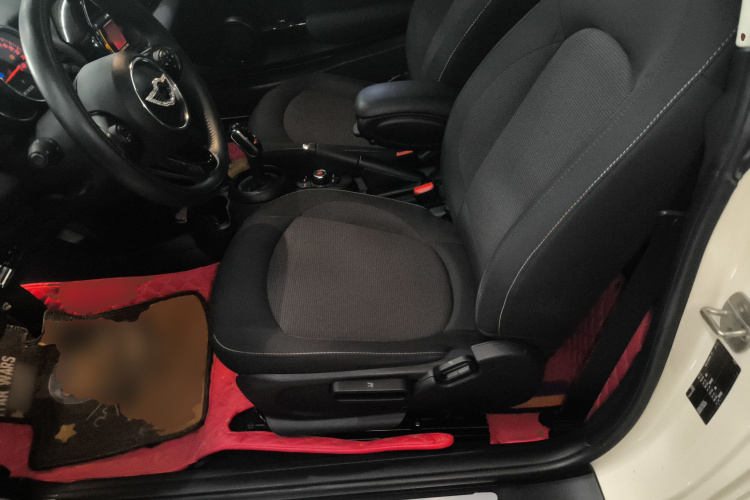 MINI 2018款 1.5T ONE PLUS中控内饰19