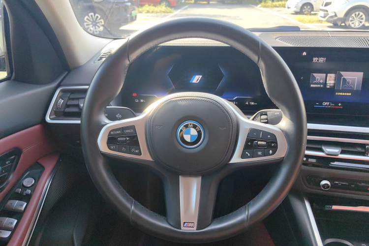 宝马i3 2022款 eDrive 35 L局部细节13