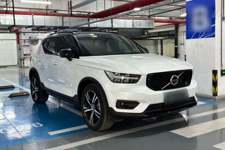 沃尔沃XC40 2021款 T5 四驱智雅运动版车身外观6006