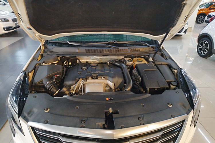 凯迪拉克XTS 2018款 28T 精英型机舱底盘24