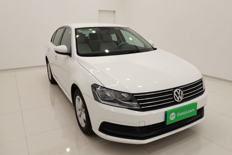 大众 朗逸 2015款 1.6L 手动风尚版车身外观3