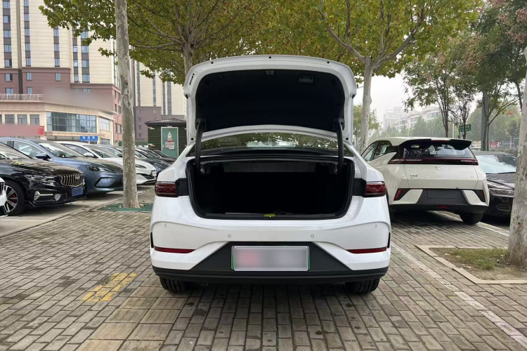 比亚迪 秦PLUS 2025款 DM-i 智驾版 55KM领先型中控内饰7007