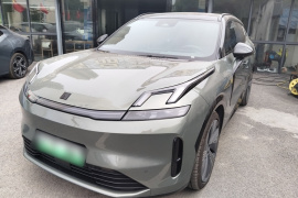 领克08 EM-P 2023款 220km 四驱性能Halo