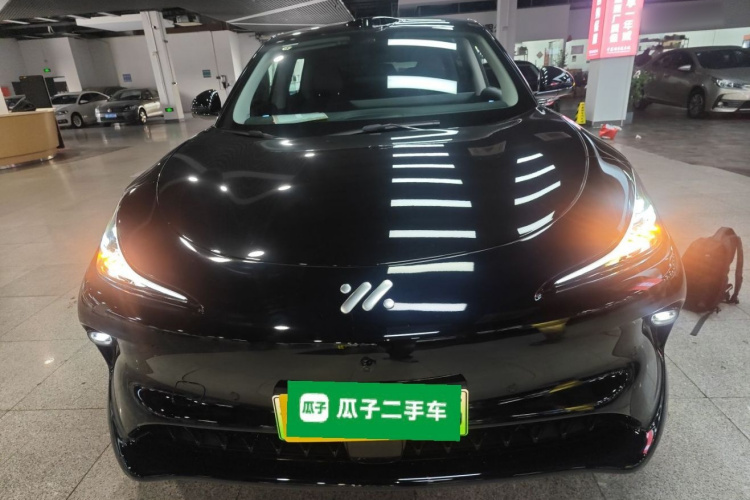 智己汽车 智己LS6 2025款 灵蜥智驾版车身外观2