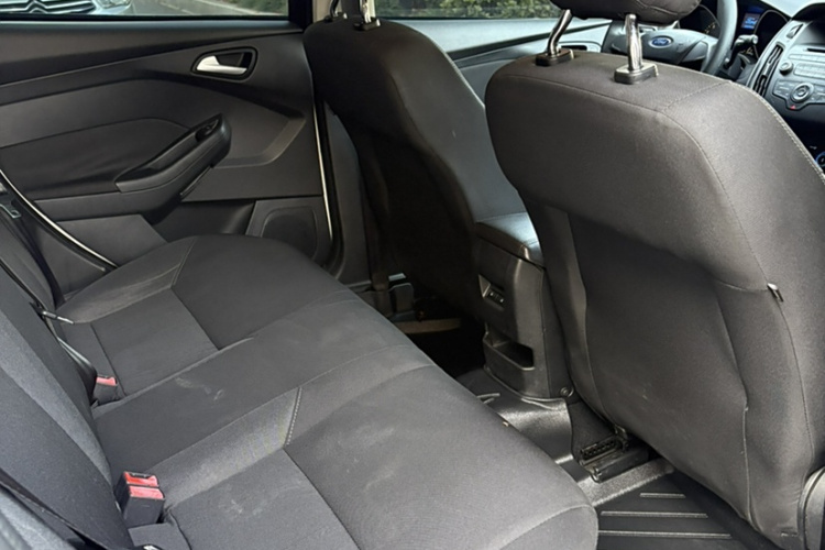 福特 福克斯 2015款 两厢 1.6L 自动舒适型中控内饰7003