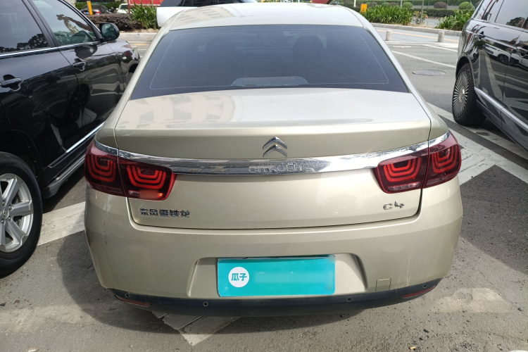 雪铁龙 C4世嘉 2018款 1.6L 自动豪华型车身外观6004