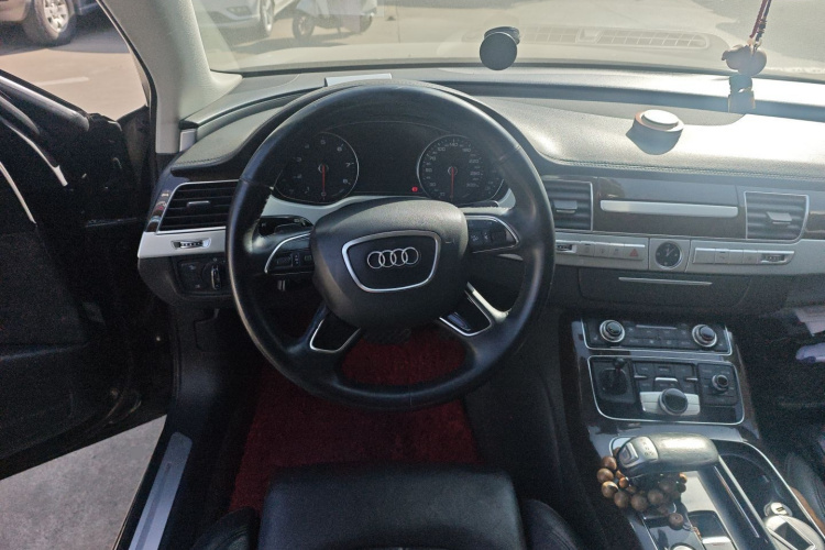 奥迪A8 2014款 A8L 45 TFSI quattro舒适型局部细节13